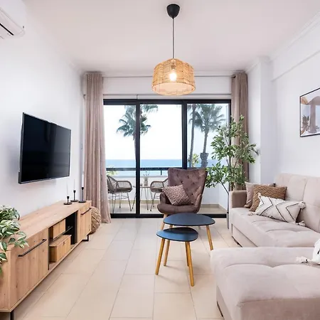 Apartamento Quattro Beachfront Sea View Ap 206 *
