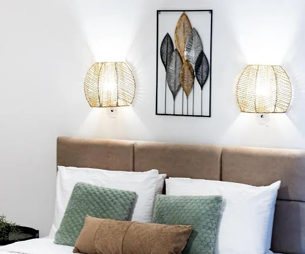 Апартаменти Quattro Beachfront Sea View Ap 206 Ларнака