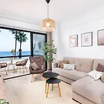 شقة Quattro Beachfront Sea View Ap 206 لارنكا