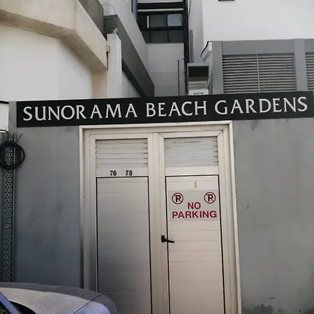 Apartmán Quattro Beachfront Sea View Ap 206 *